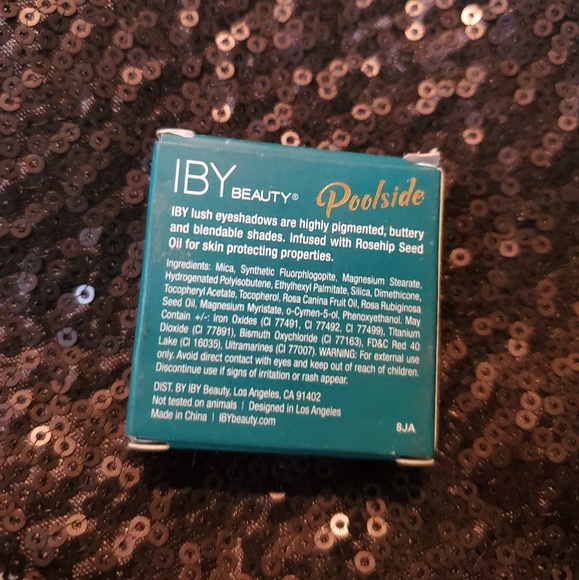 Betty Boop bag + IBY Beauty shadow + Pixie Eye Pen - Picture 3 of 6